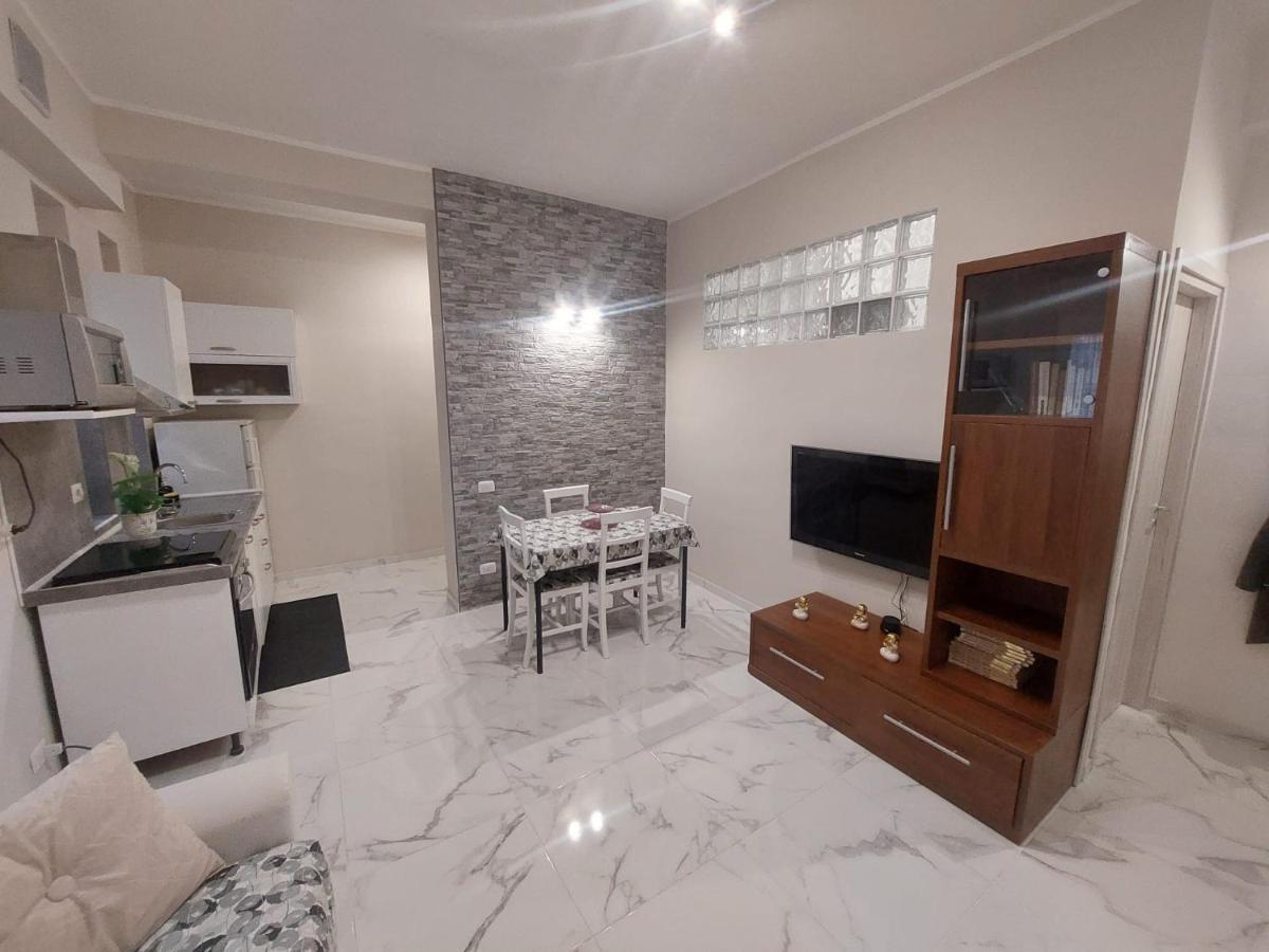 El Mar Casa Vacanza Lavinio Mare Anzio Bagian luar foto